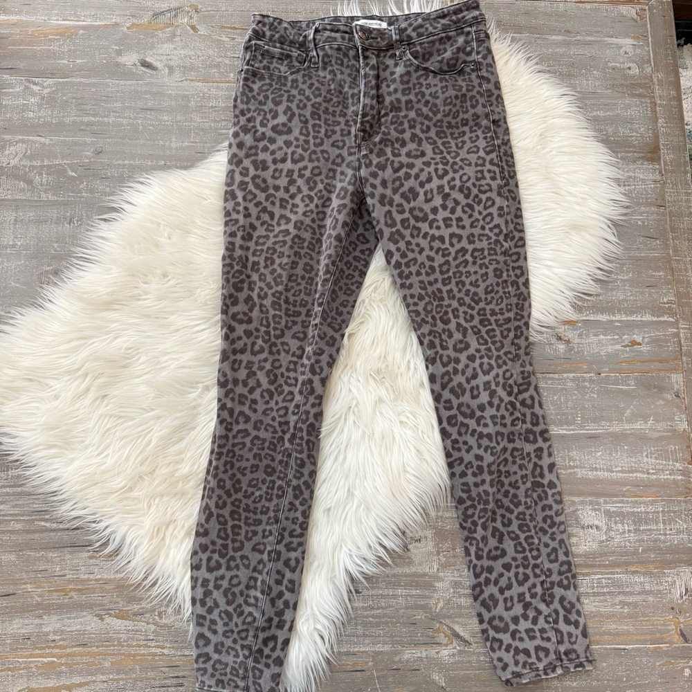 Good American Good Legs Leopard Grey Skinny Jeans Size 10/30 - Picture 4 of 6